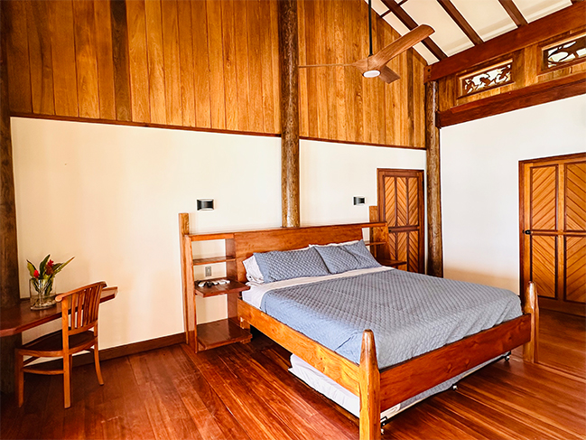 Suite 6 - Bedroom Picture