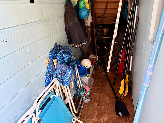 Beach Chairs/Toys/Snorkel Gear Picture